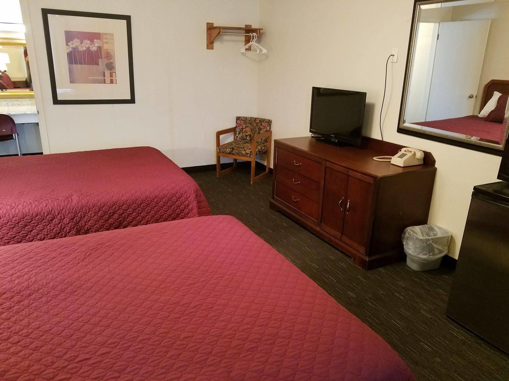 West Plains Motel מראה חיצוני תמונה