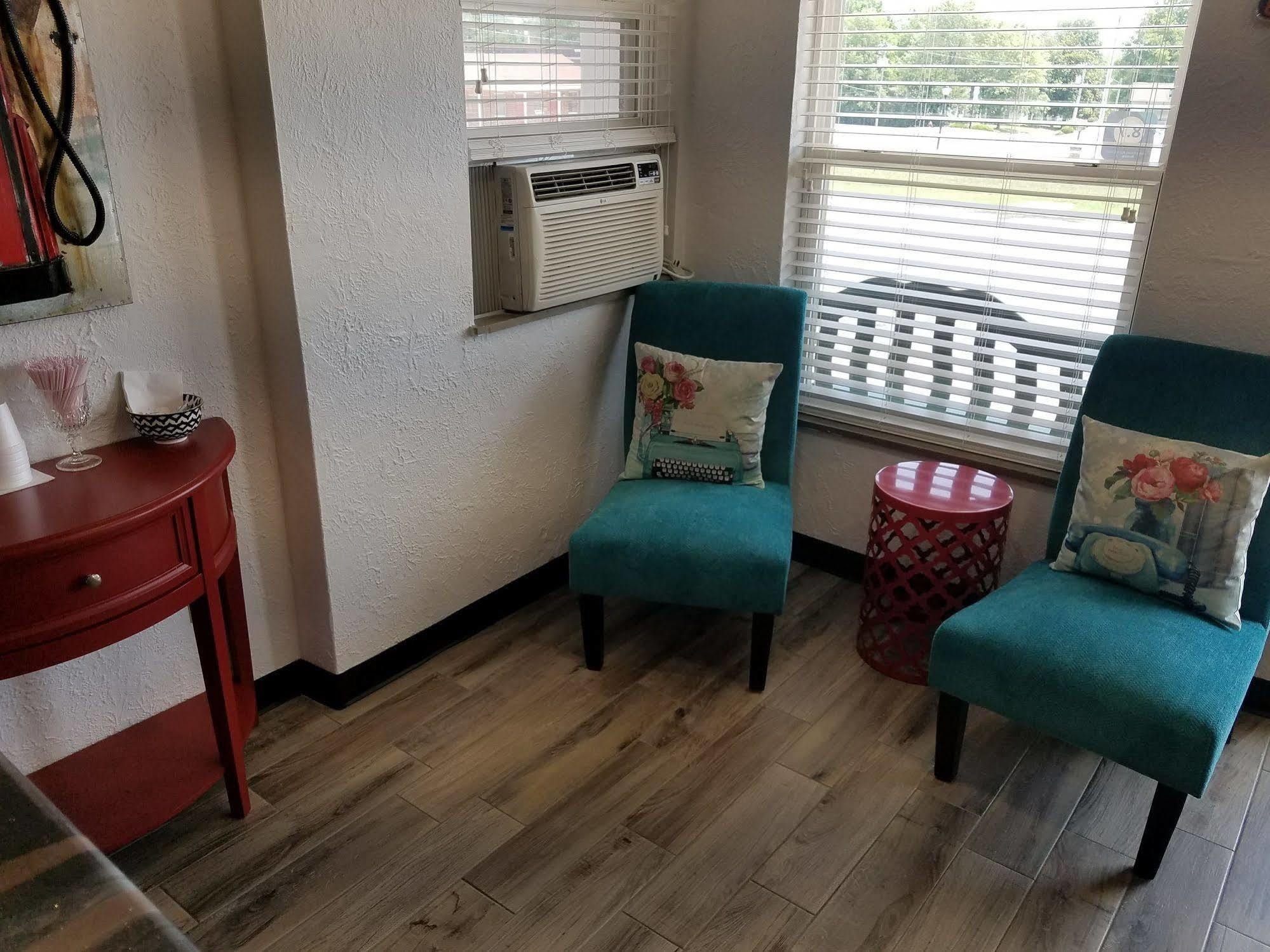 West Plains Motel מראה חיצוני תמונה