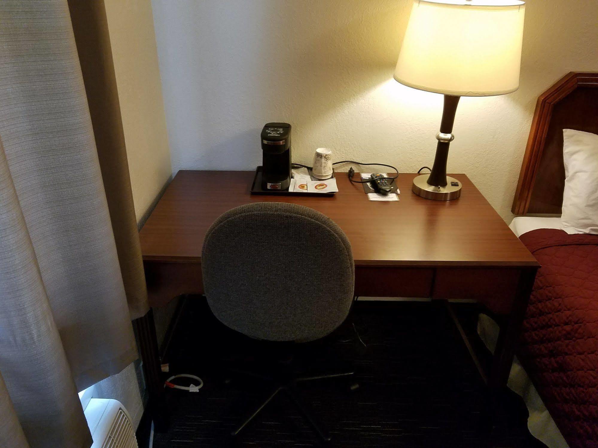 West Plains Motel מראה חיצוני תמונה