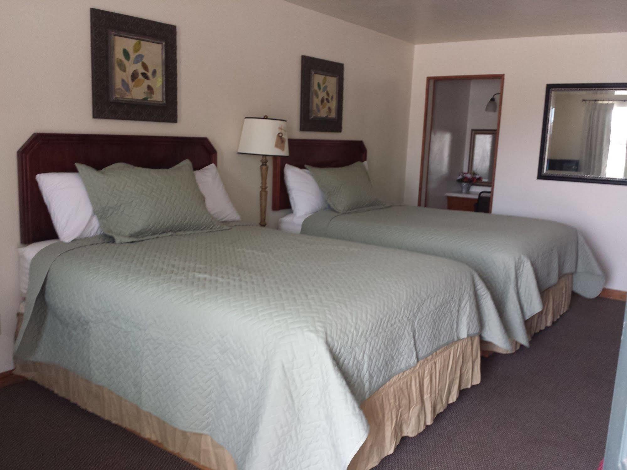 West Plains Motel מראה חיצוני תמונה